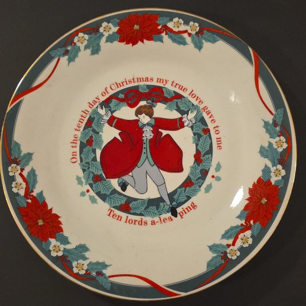 Vtg Salad Plate‎ Tienshan DECK HALLS Ten Lords A-leaping 12 Days Christmas Gold